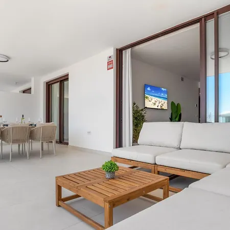 Vivi Homes - Casa De Daisy - Pool - Terrace - Sea Views * 푸엔히롤라