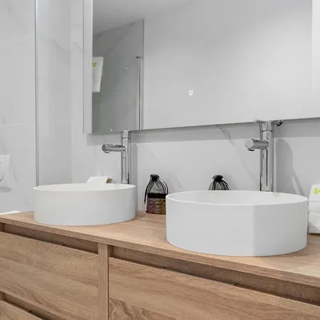 아파트 Vivi Homes - Casa De Daisy - Pool - Terrace - Sea Views